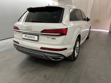 AUDI Q7 55 e quattro S line Leder LED Sound NaviTouch