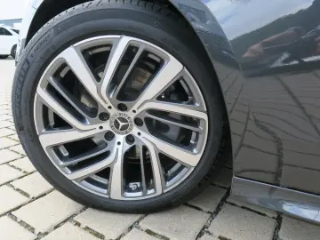 MERCEDES-BENZ E 220 d 4M Avantgarde  AHK Pano Burmester 360