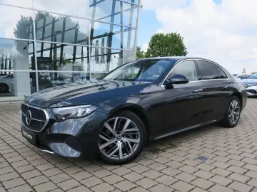 MERCEDES-BENZ E 220 d 4M Avantgarde  AHK Pano Burmester 360