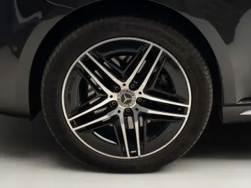 Mercedes Benz V300d Long AMG