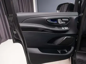 Mercedes Benz V300d Long AMG