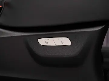 Mercedes Benz V300d Long AMG