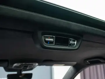 Mercedes Benz V300d Long AMG