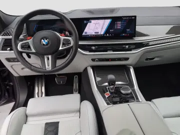 BMW X6 M Competition Massage