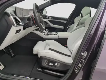 BMW X6 M Competition Massage