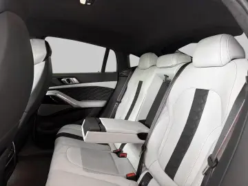 BMW X6 M Competition AHK Navi Leder Digitales Cockpit