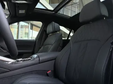 BMW X6 xDrive40d MSport PANO AHK DA PROF PA PROF 22