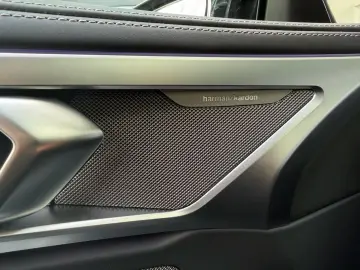 BMW M850i xDrive Gran Coupé Laser