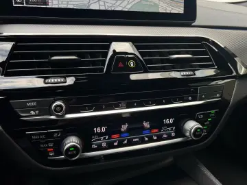 BMW M5 Limousine Laser M Drivers