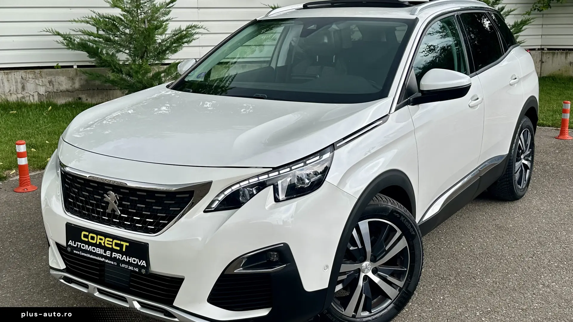 3008 2018 136.000km Faruri Carte service Rate Garantie