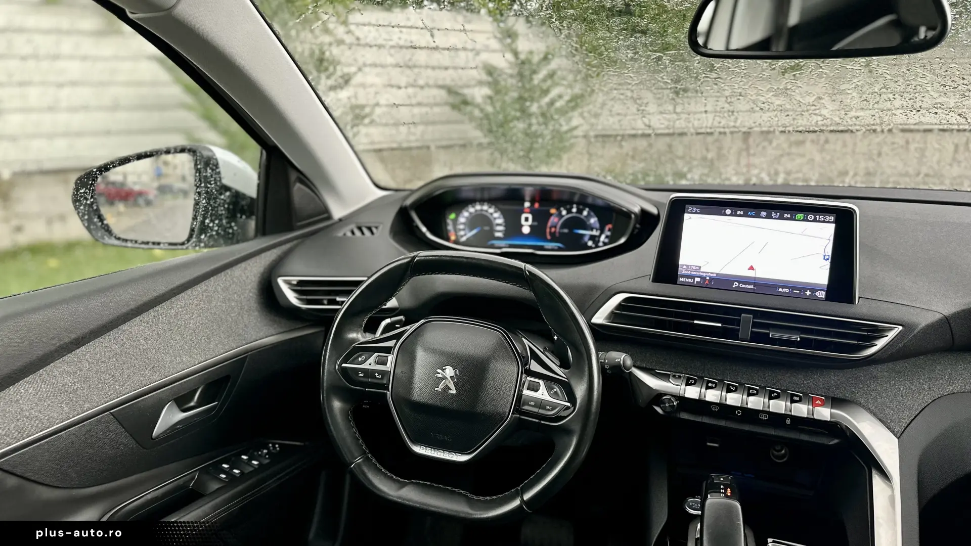 3008 2018 136.000km Faruri Carte service Rate Garantie