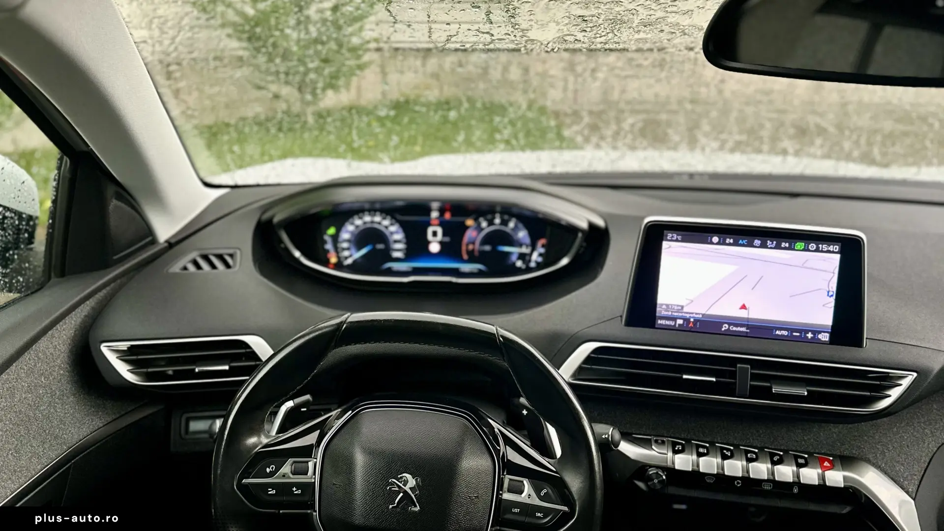 3008 2018 136.000km Faruri Carte service Rate Garantie