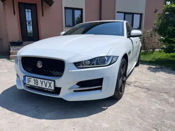 Jaguar XE