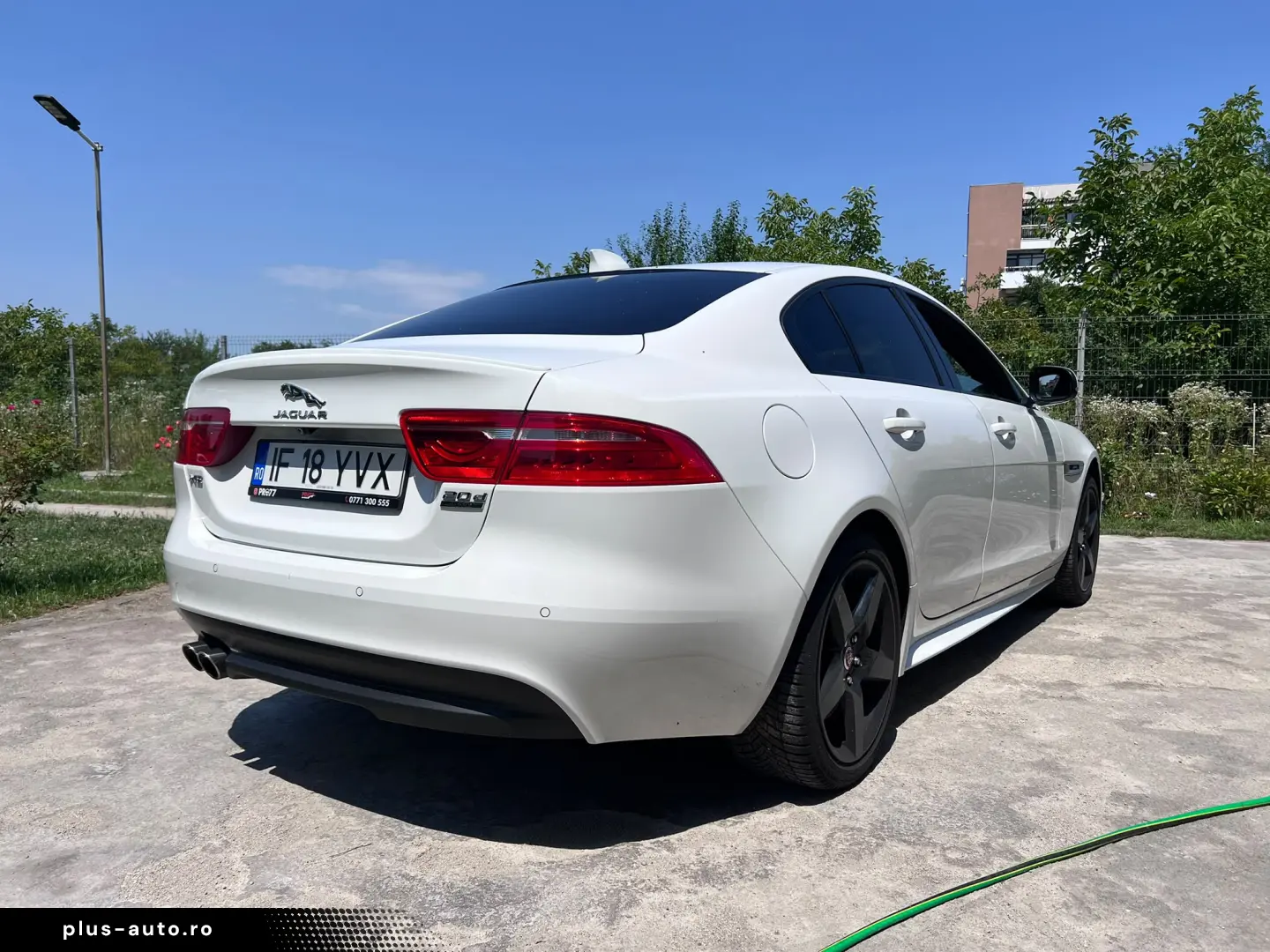 Jaguar XE
