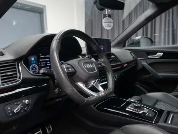 Audi Q5  - Coupe - S line - suspensie perne - competition
