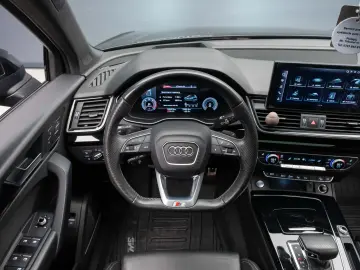 Audi Q5  - Coupe - S line - suspensie perne - competition