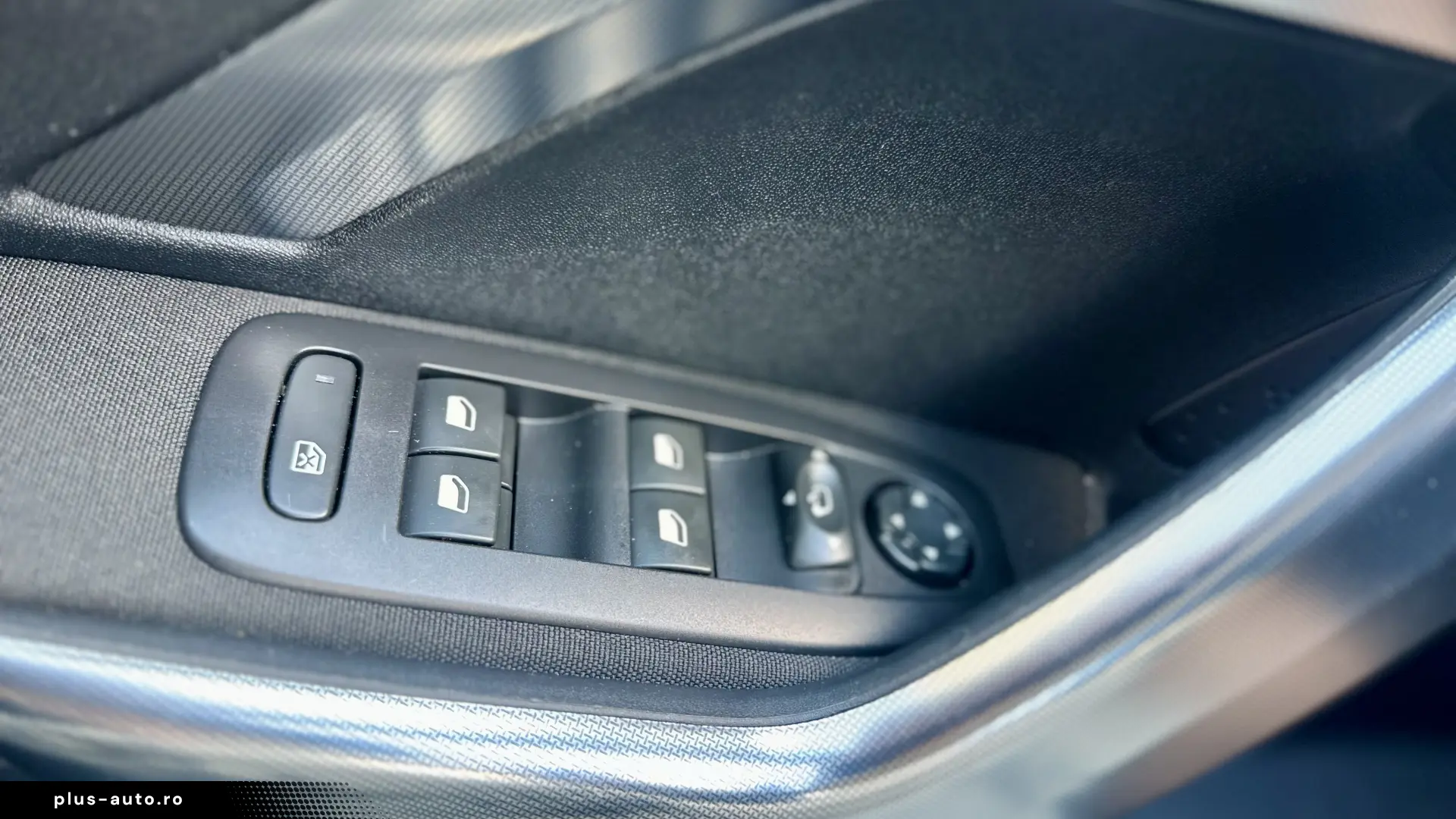 Peugeot 2008 2019 122.000km Carplay Rate Garantie