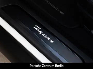 Porsche Taycan Surround View BOSE air suspension 20 inch