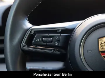 Porsche Taycan Surround View BOSE air suspension 20 inch
