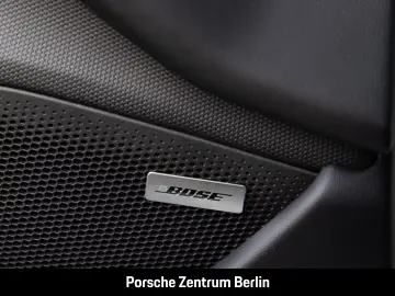 Porsche Taycan Surround View BOSE air suspension 20 inch