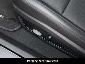 Porsche Taycan Surround View BOSE air suspension 20 inch