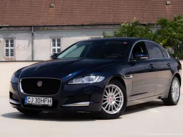 Jaguar XF E 2.0 Diesel Manual   Fara Daune