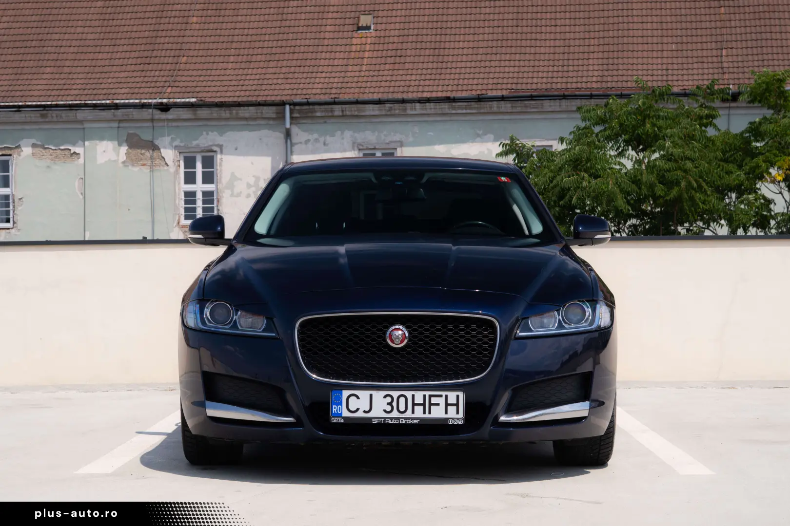 Jaguar XF E 2.0 Diesel Manual   Fara Daune
