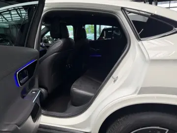 MERCEDES-BENZ GLC 300 d 4MATIC Coupé AMG
