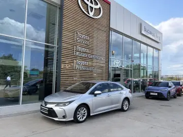 Toyota Corolla Sedan 1.6 Valvematic Dynamic 132HP