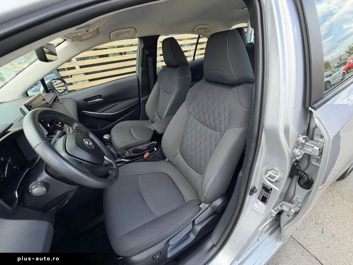Toyota Corolla Sedan 1.6 Valvematic Dynamic 132HP