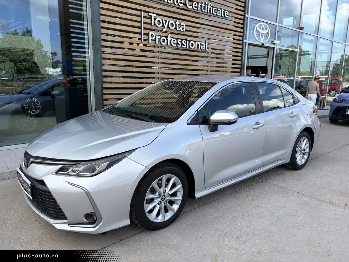 Toyota Corolla Sedan 1.6 Valvematic Dynamic 132HP