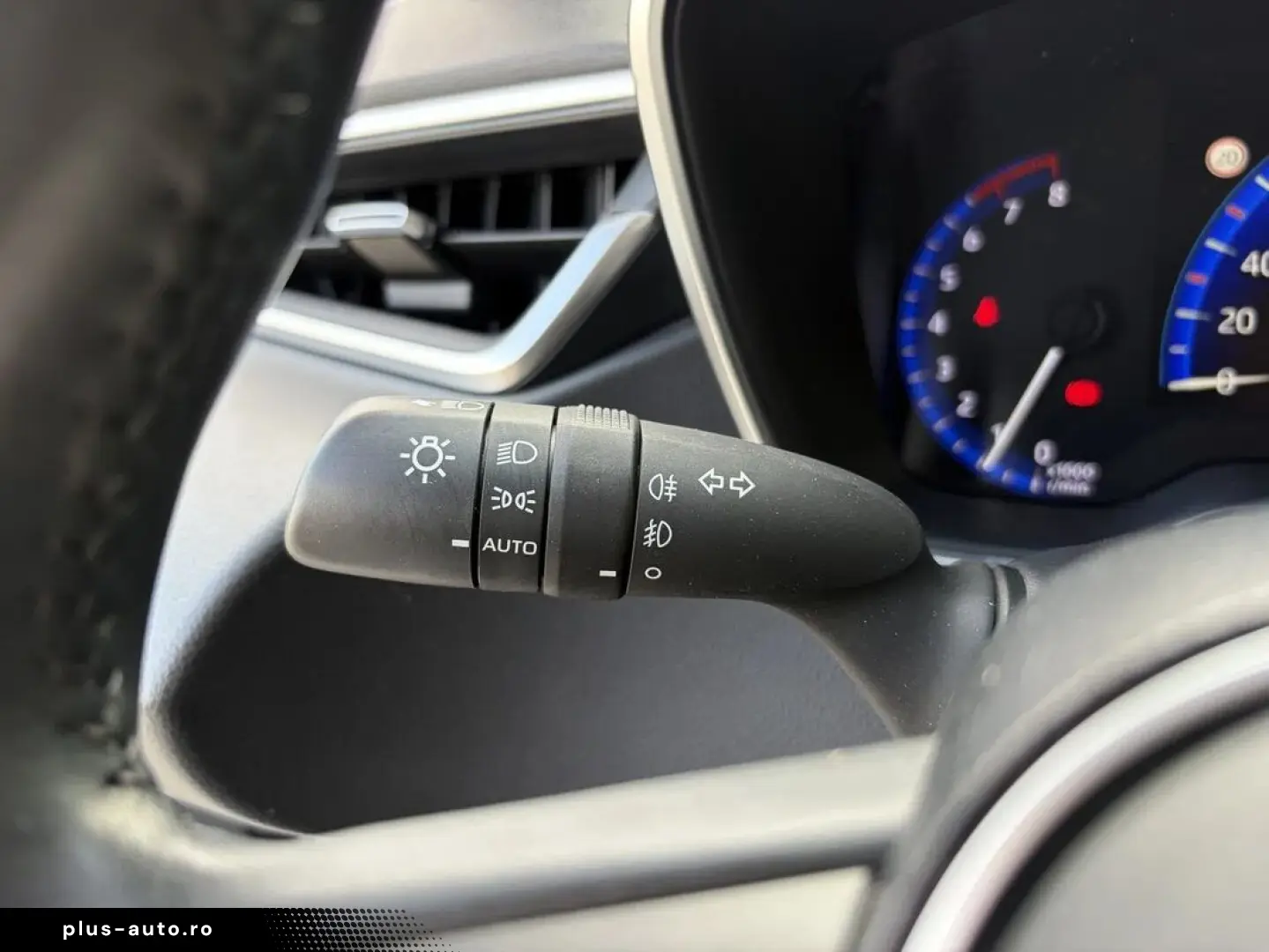 Toyota Corolla Sedan 1.6 Valvematic Dynamic 132HP