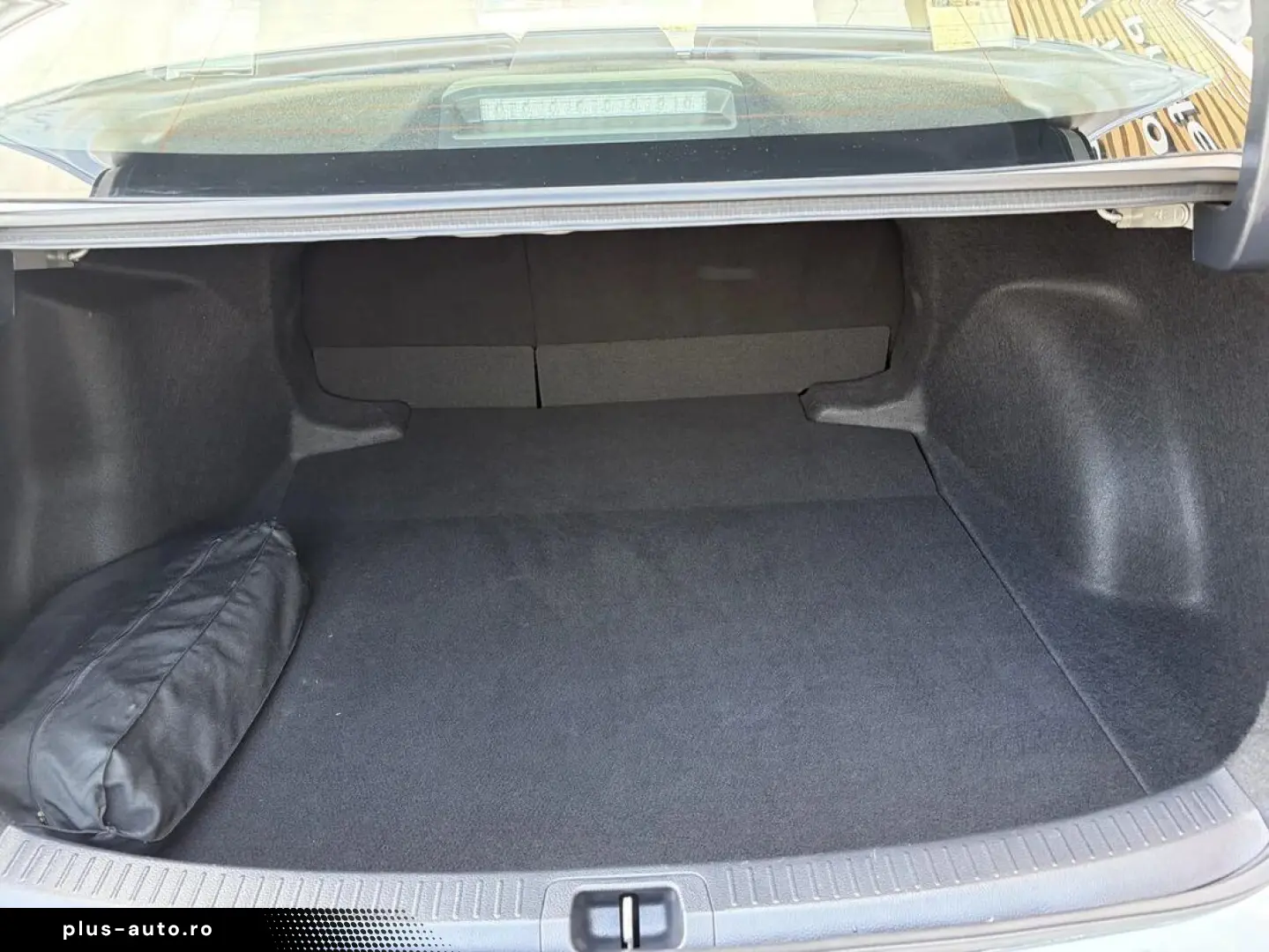Toyota Corolla Sedan 1.6 Valvematic Dynamic 132HP