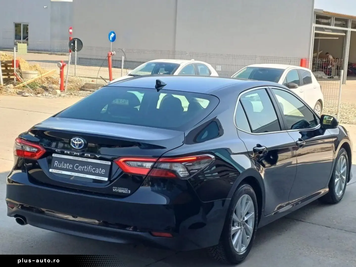 Toyota Camry 2.5 Hybrid Business E-CVT