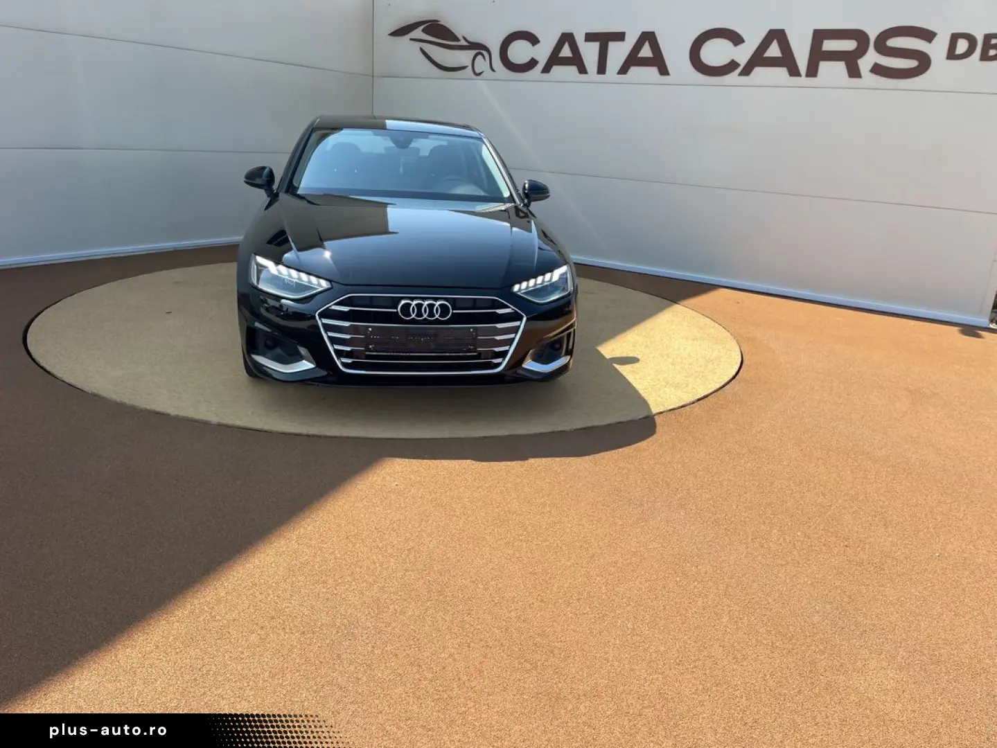 Audi A4 40TDI  190CP  FULL LED  Distronic  Navi  Cockpit
