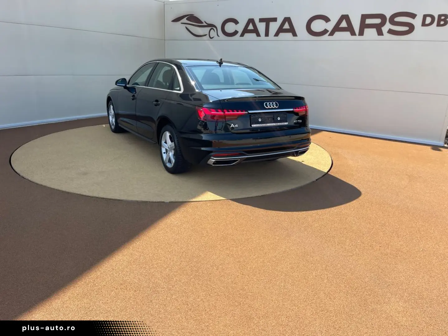 Audi A4 40TDI  190CP  FULL LED  Distronic  Navi  Cockpit