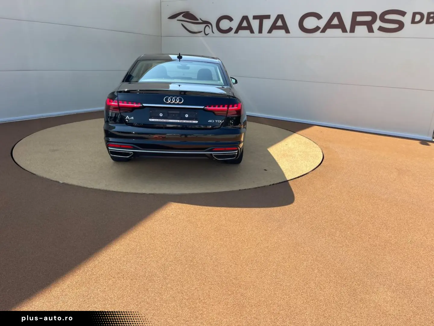 Audi A4 40TDI  190CP  FULL LED  Distronic  Navi  Cockpit