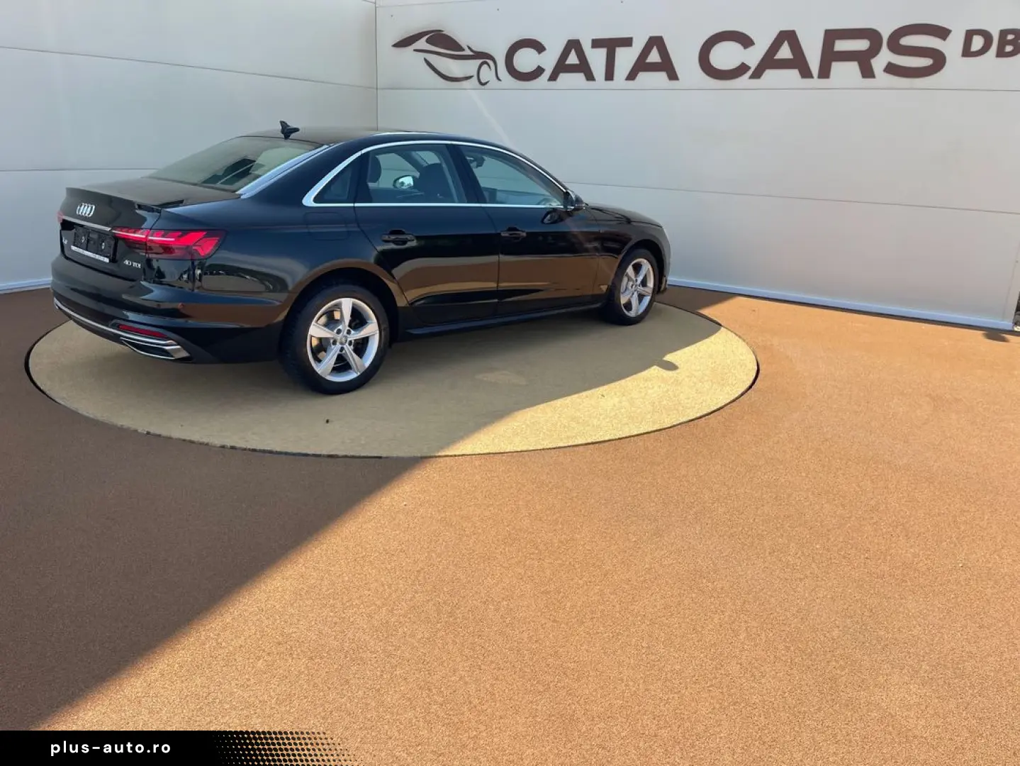 Audi A4 40TDI  190CP  FULL LED  Distronic  Navi  Cockpit