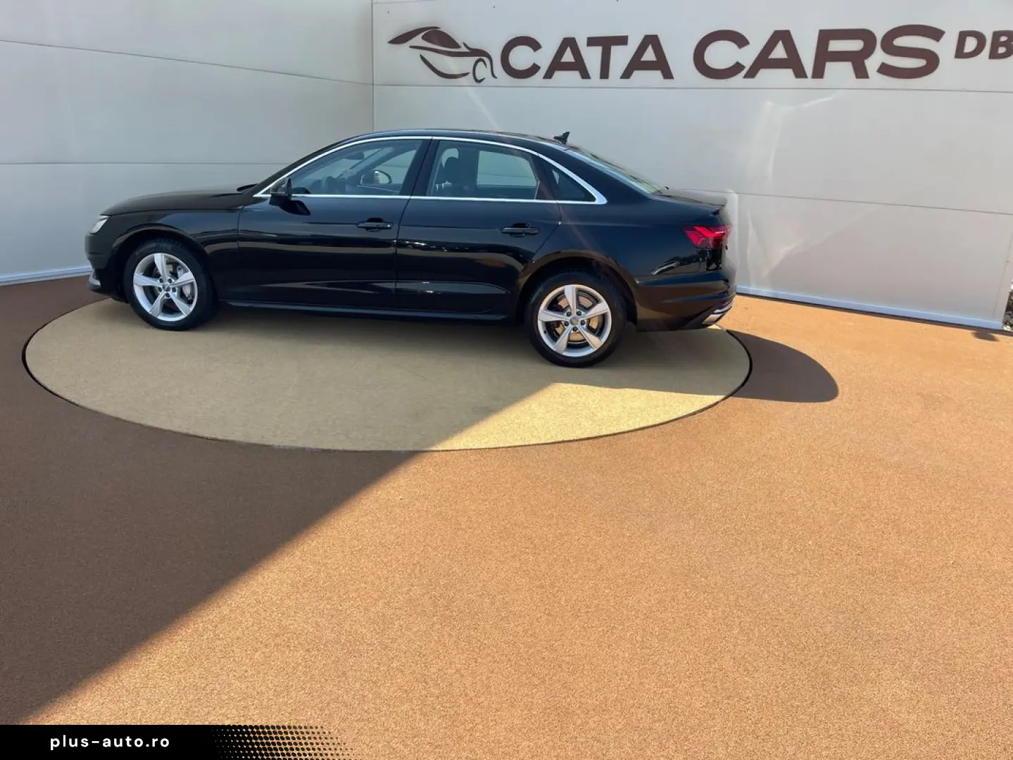 Audi A4 40TDI  190CP  FULL LED  Distronic  Navi  Cockpit