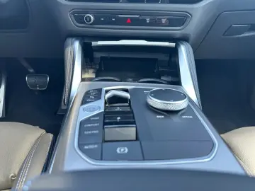 BMW M240i xDrive Coupé Sportpaket HK HiFi DAB LED