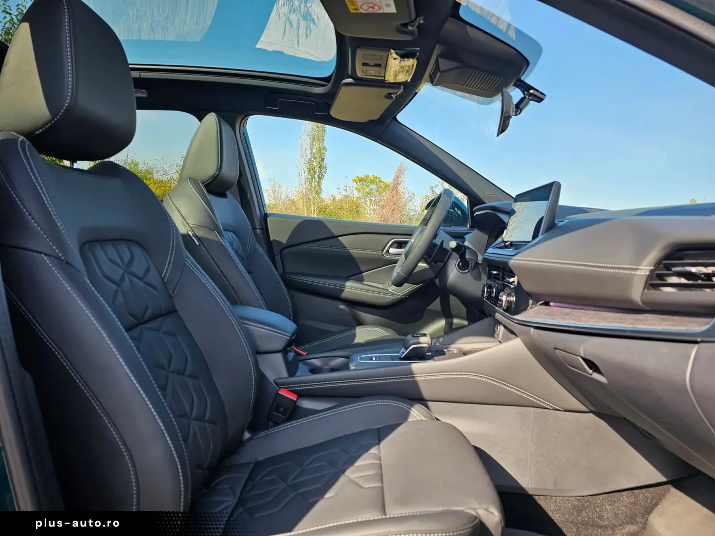 Nissan Qashqai Tekna MHEV 156 CP