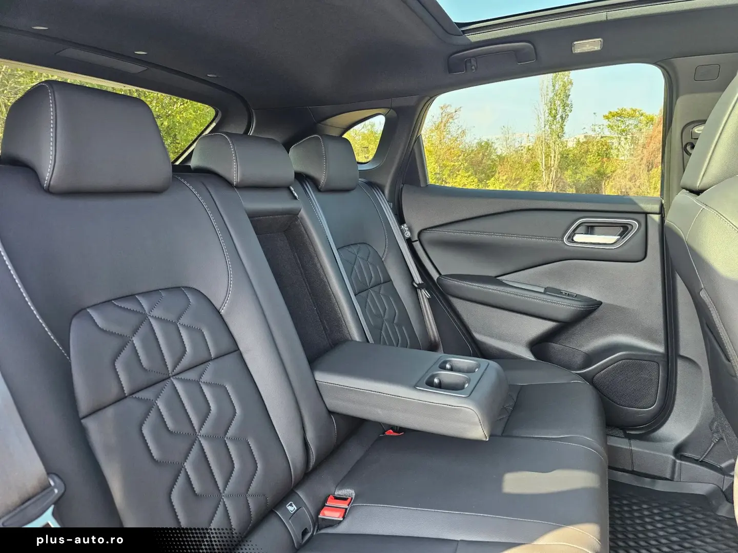 Nissan Qashqai Tekna MHEV 156 CP