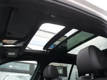 BMW X5 xDrive 45e M Sport ACC LUFT PANO H K LEDER 20