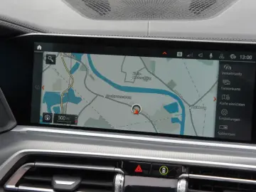 BMW X5 xDrive 45e M Sport ACC LUFT PANO H K LEDER 20