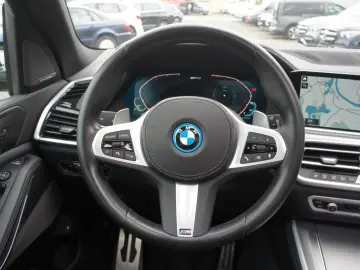 BMW X5 xDrive 45e M Sport ACC LUFT PANO H K LEDER 20