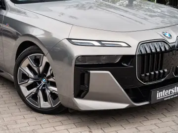 BMW 740d  M SPORT