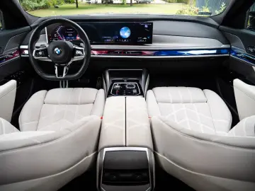 BMW 740d  M SPORT