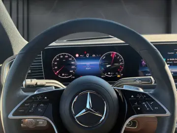 MERCEDES-BENZ GLE 350 de 4M EQ AMG AHK HUD Distr. 36…