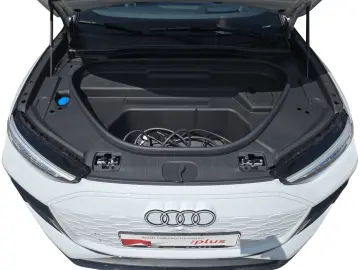 AUDI Q6 e-tron quattro