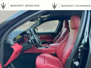 MASERATI Grecale GT  Schwarz-Rot Garantie SKYHOOK